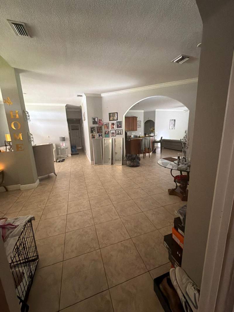 4 bedroom Single Family Residence at 1157 SW Dalton Avenue, Port St Lucie Section 23, Port St. Lucie — photo 4
