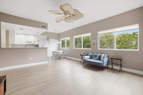 7715 Yardley Drive #313, Tamarac FL - photo 23 of 42