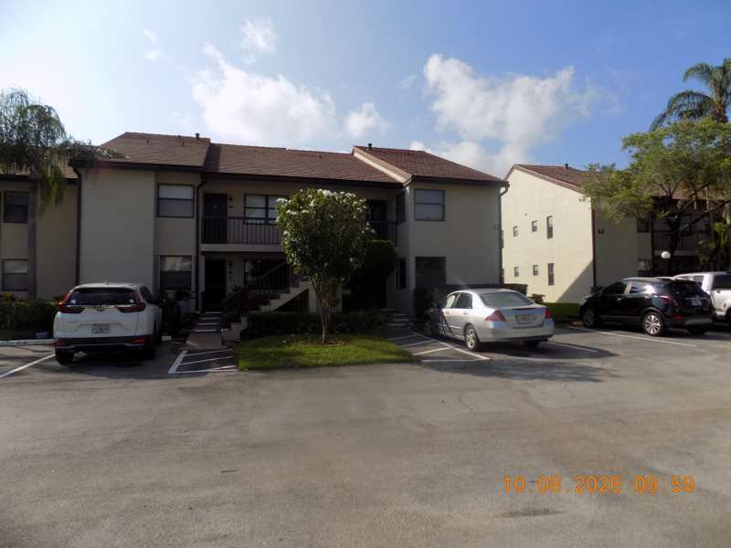 2 bedroom Condominium at 7674 Tahiti Lane #106, Lucerne Pointe One,Two,Three Four,Seven,Eight,Nine, Lake Worth — photo 1