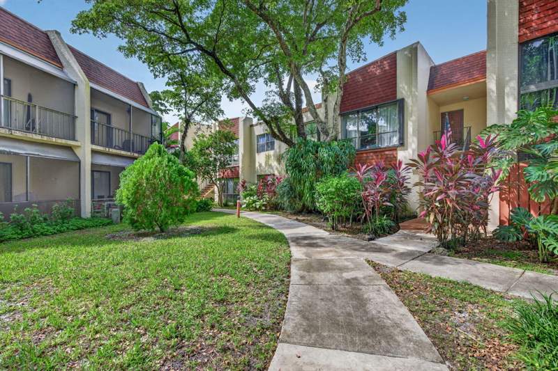 3 bedroom Condominium at 301 N Pine Island Road #162, Raintree Forest Condo, Plantation — photo 4