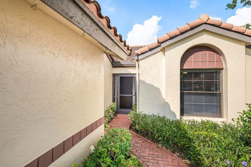 2 bedroom Villa at 10063 Andrea Lane #B, Palm Chase Lakes Condo, Boynton Beach — photo 3