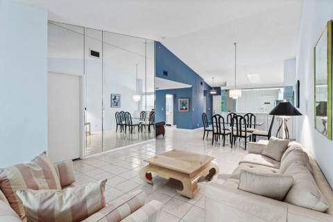 10063 Andrea Lane #B, Boynton Beach FL - photo 7 of 29