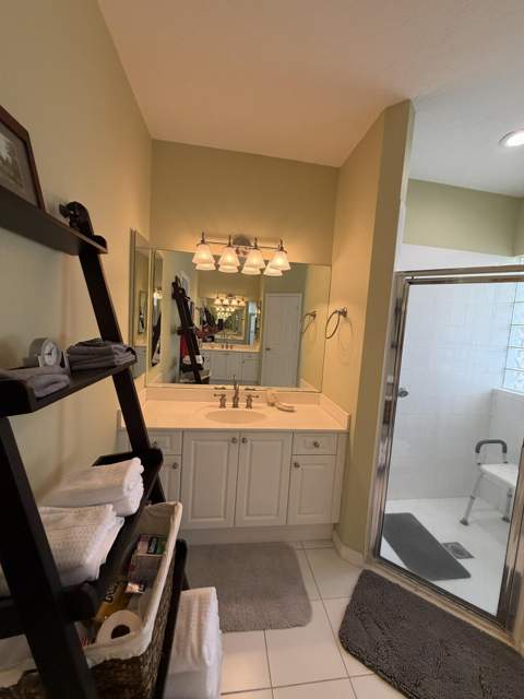 8859 Georgetown Lane, Boynton Beach FL - photo 10 of 47