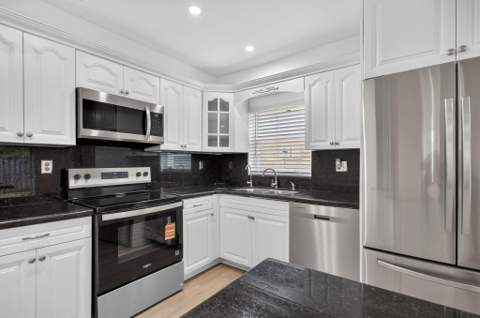 4011 NW 93rd Avenue, Sunrise FL - photo 6 of 13