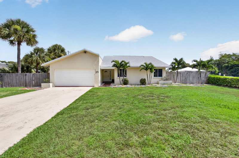 3 bedroom Single Family Residence at 4517 Palm Ridge Boulevard, Golf Club Est, Delray Beach — photo 1