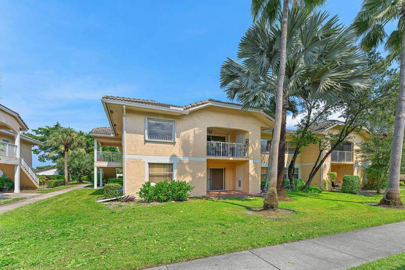 2 bedroom Condominium at 12093 Royal Palm Boulevard #7H, Royal Garden Condo, Coral Springs — photo 2