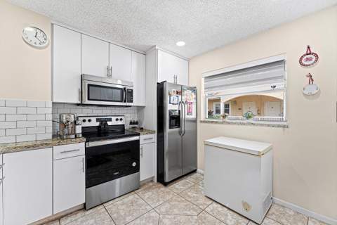 12093 Royal Palm Boulevard #7H, Coral Springs FL - photo 9 of 24