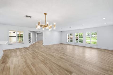 1013 Shady Lakes Circle, Palm Beach Gardens FL - photo 10 of 49