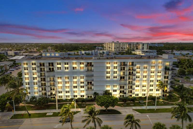 1 bedroom Condominium at 1009 N Ocean Boulevard #507, Tradewinds Of Pompano Condo, Pompano Beach — photo 1