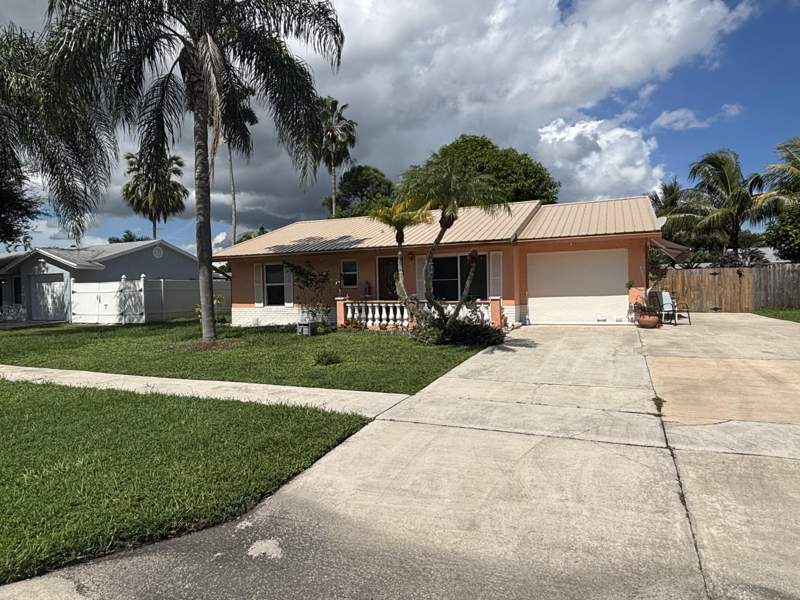 3 bedroom Single Family Residence at 4553 Vespasian Court, Concept Homes Of Lantana 1, Lake Worth — photo 3