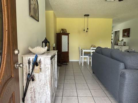 4553 Vespasian Court, Lake Worth FL - photo 6 of 38