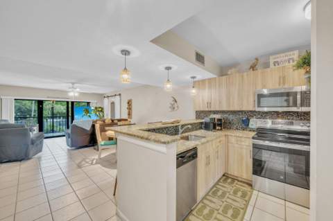 4833 Esedra Court, Greenacres FL - photo 10 of 59