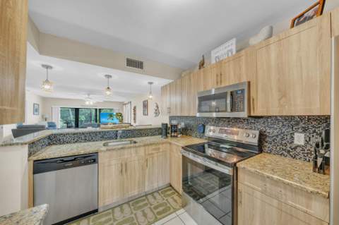 4833 Esedra Court, Greenacres FL - photo 15 of 59