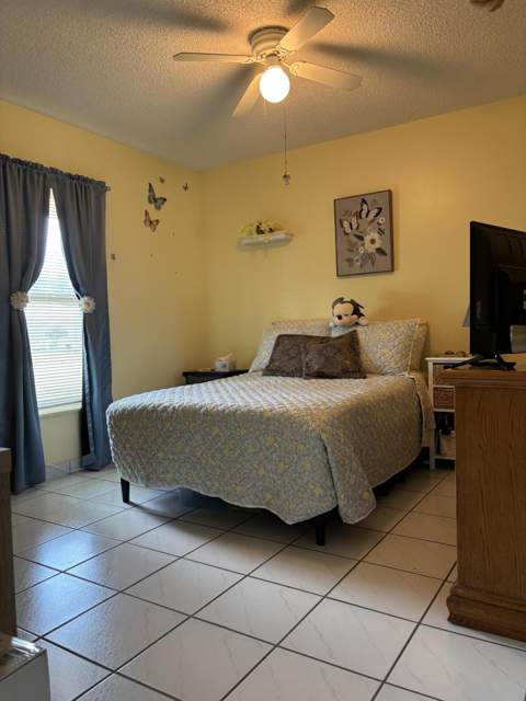 4553 Vespasian Court, Lake Worth FL - photo 20 of 38