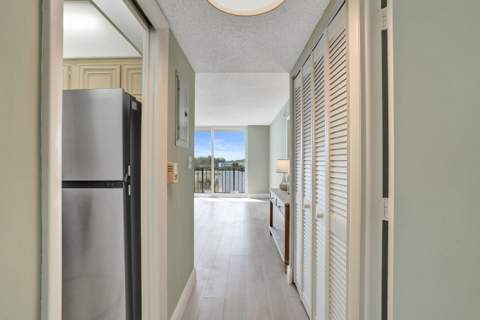 1009 N Ocean Boulevard #507, Pompano Beach FL - photo 24 of 62