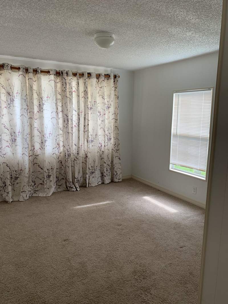2 bedroom Manufactured Home at 27 Mediterranean Boulevard, Spanish Lakes One, Port St. Lucie — photo 4