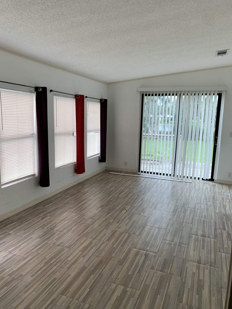 2 bedroom Manufactured Home at 27 Mediterranean Boulevard, Spanish Lakes One, Port St. Lucie — photo 5
