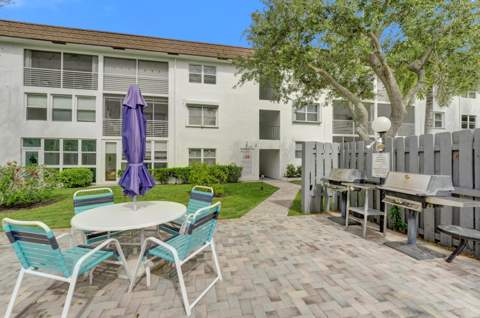 1501 S Ocean Boulevard #306, Lauderdale-By-The-Sea FL - photo 24 of 36
