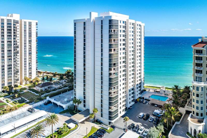 3 bedroom Condominium at 5380 N Ocean Drive #19D, Eastpointe I, Riviera Beach — photo 2