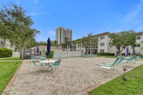 1501 S Ocean Boulevard #306, Lauderdale-By-The-Sea FL - photo 23 of 36