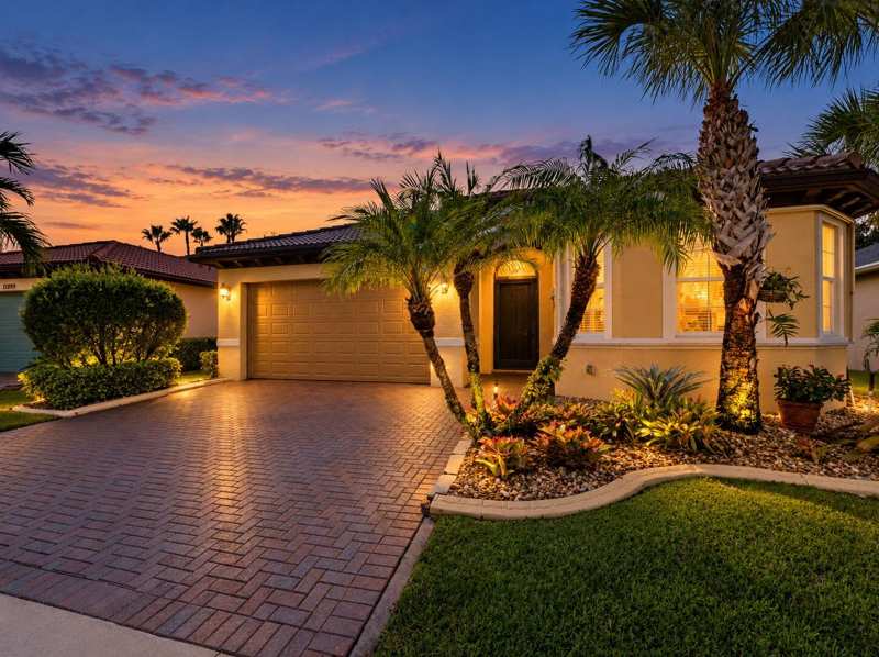 3 bedroom Single Family Residence at 11907 SW Crestwood Circle, Tradition Plat No 19, Port St. Lucie — photo 1