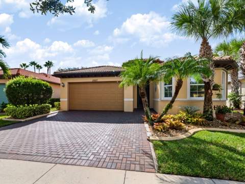 11907 SW Crestwood Circle, Port St. Lucie FL - photo 6 of 86