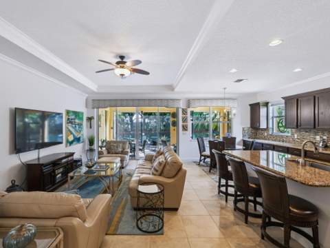 11907 SW Crestwood Circle, Port St. Lucie FL - photo 9 of 86