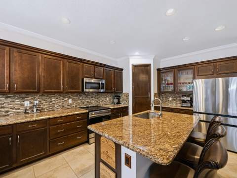 11907 SW Crestwood Circle, Port St. Lucie FL - photo 11 of 86