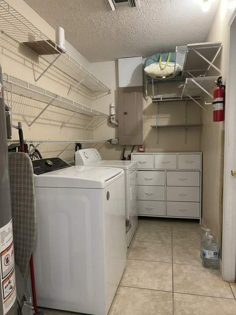 4553 Vespasian Court, Lake Worth FL - photo 14 of 38
