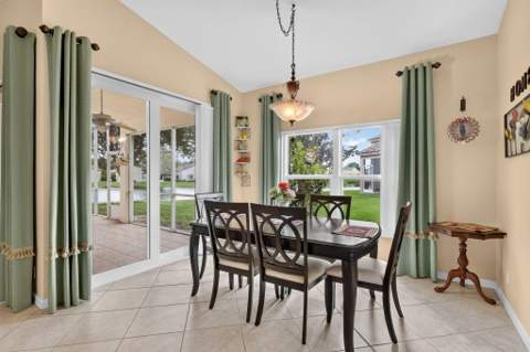 109 NW Baycrest Court, Port St. Lucie FL - photo 10 of 48