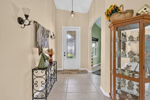 109 NW Baycrest Court, Port St. Lucie FL - photo 6 of 48
