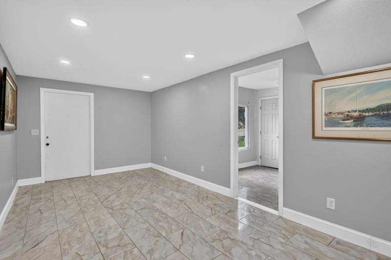 3 bedroom Single Family Residence at 3171 Dame Road, Sunset Park, Fort Pierce — photo 4