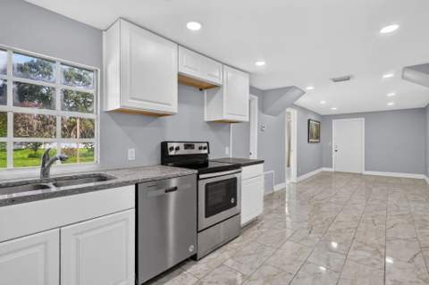 3171 Dame Road, Fort Pierce FL - photo 10 of 46