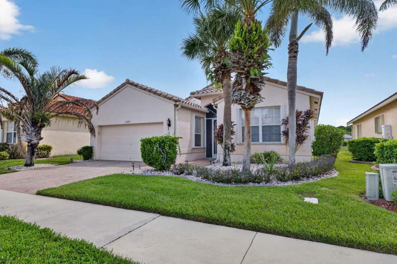 3 bedroom Single Family Residence at 309 NW Toscane Trail, Cascades At St Lucie West Phase 1 St Lucie West Pl, Port St. Lucie — photo 2