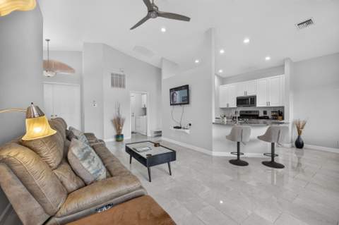 309 NW Toscane Trail, Port St. Lucie FL - photo 6 of 43