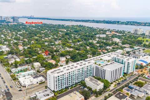 521 26th Street, West Palm Beach FL - photo 11 of 45