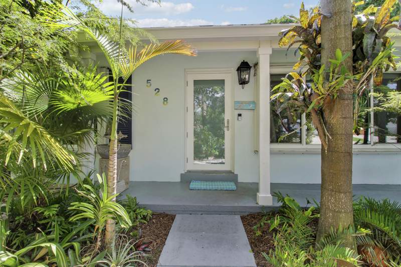 3 bedroom Single Family Residence at 528 Driftwood Road, Village of North Palm Beach, North Palm Beach — photo 2