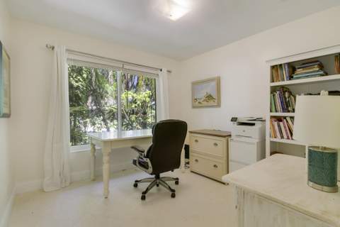 528 Driftwood Road, North Palm Beach FL - photo 20 of 50
