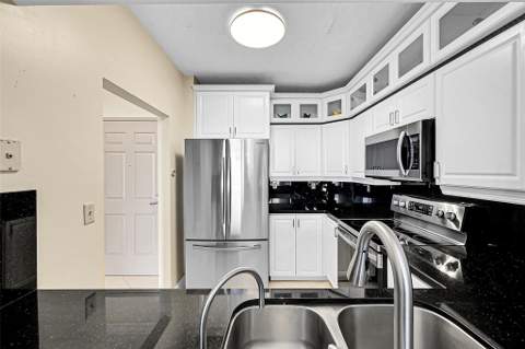 3020 NE 32nd Avenue #805, Fort Lauderdale FL - photo 8 of 53