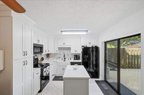 5714 SE Windsong Lane #327, Stuart FL - photo 9 of 29