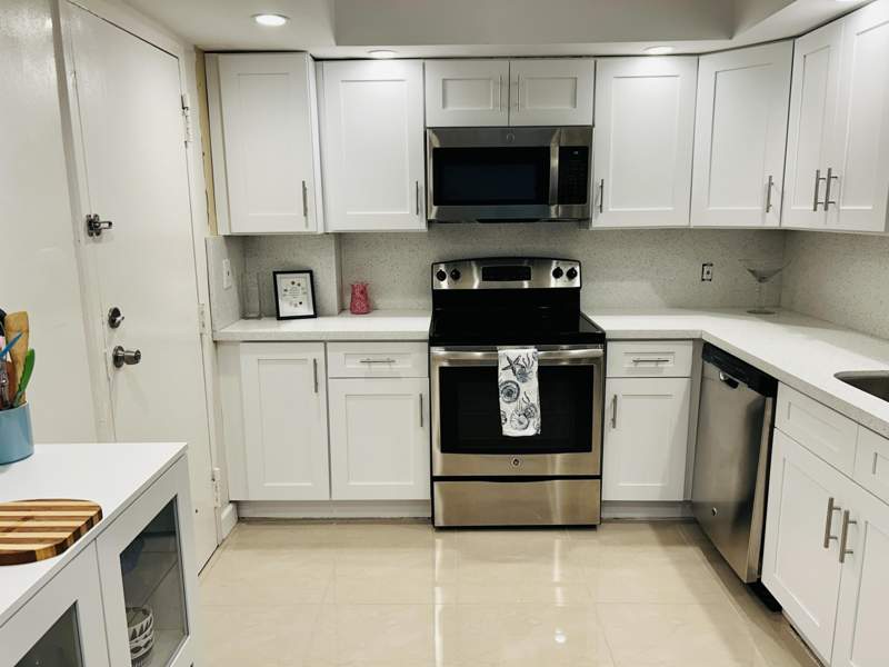 2 bedroom Condominium at 437 Golden Isles Drive #7G, Golden Horn Condo, Hallandale Beach — photo 4