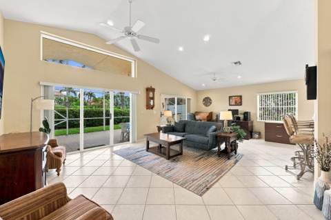 7207 Lombardy Street, Boynton Beach FL - photo 9 of 46