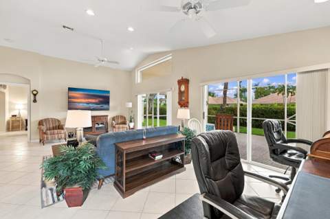 7207 Lombardy Street, Boynton Beach FL - photo 12 of 46
