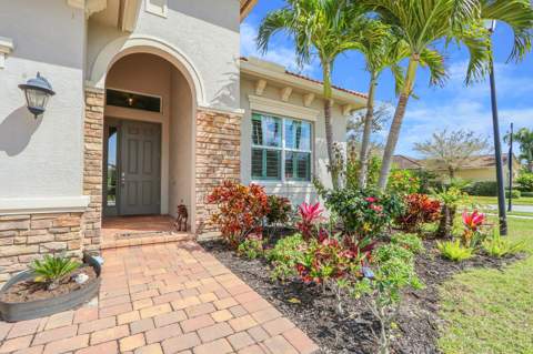 10587 SW Capraia Way, Port St. Lucie FL - photo 9 of 51