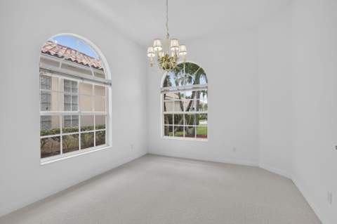 2625 Kittbuck Way, West Palm Beach FL - photo 8 of 44