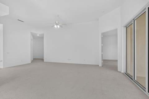 2625 Kittbuck Way, West Palm Beach FL - photo 11 of 44