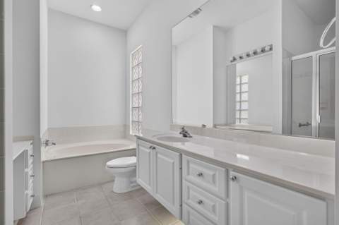 2625 Kittbuck Way, West Palm Beach FL - photo 16 of 44