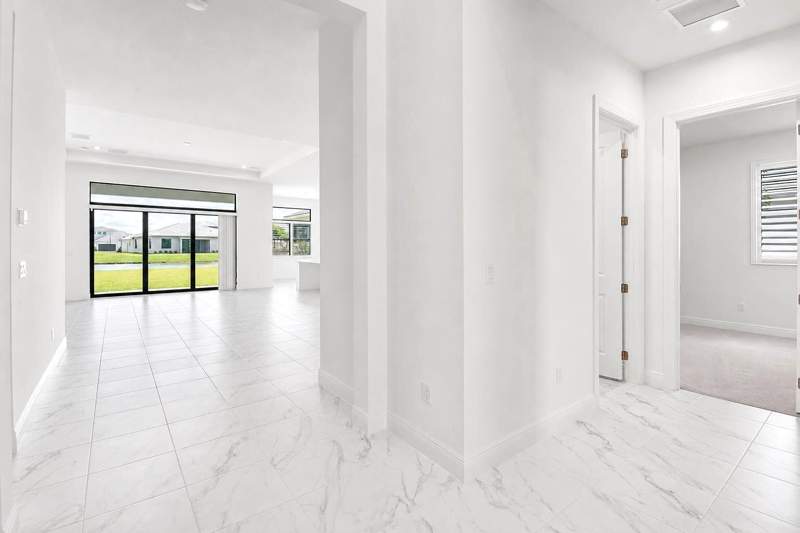 3 bedroom Single Family Residence at 8295 SW Norcia Way, Verano, Port St. Lucie — photo 3