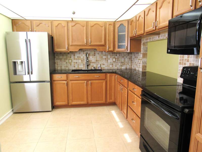 2 bedroom Condominium at 140 Lake Nancy Lane #216, Golden Lakes Condo, West Palm Beach — photo 5