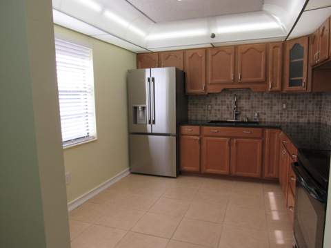 140 Lake Nancy Lane #216, West Palm Beach FL - photo 6 of 46